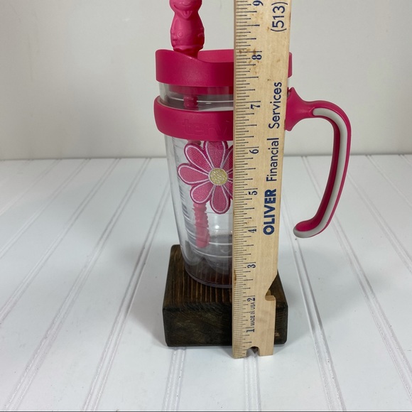 Pink daisy tervis tumbler 16oz. - Picture 4 of 4